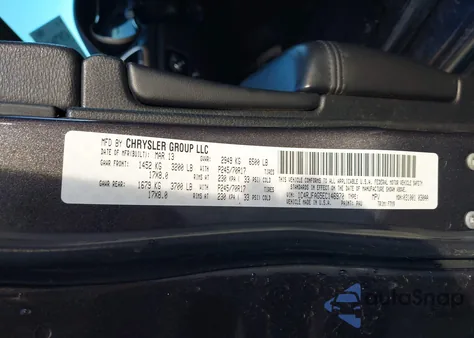 2014 Jeep Grand Cherokee Laredo z USA, uszkodzony, nr VIN 1C4RJFAG5EC146970